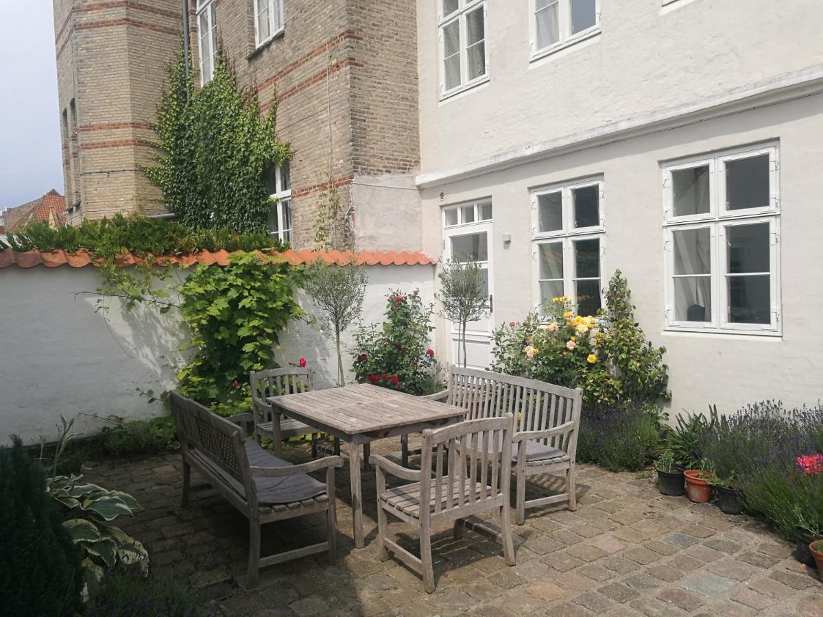 مبيت وإفطار Ærøskøbing Kjobing Manor المظهر الخارجي الصورة